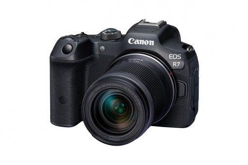Canon EOS R7 + RF-S 18-150mm + ADAPTER EF-EOS R EU26 