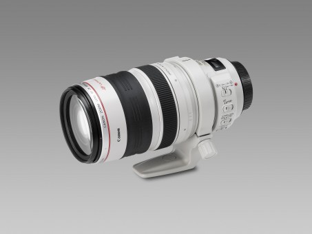 CANON EF L 28-300mm 3.5-5.6 IS USM 