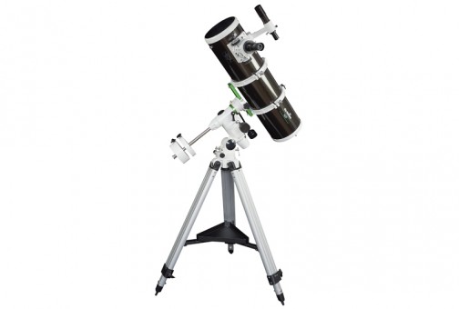 SKYWATCHER 150 P  NEWTON MIT EQ-3 